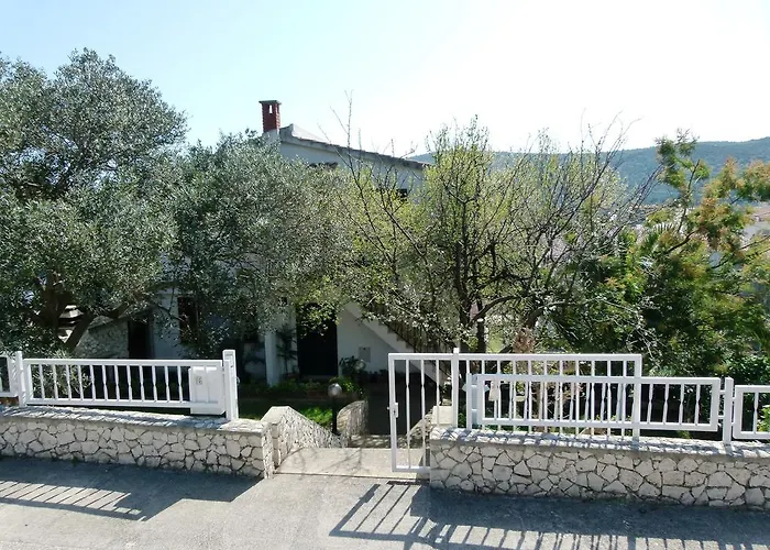 Golubica 2 * Marina