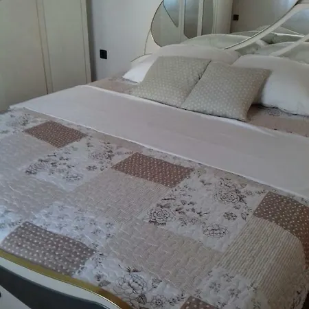 Apartman Golubica 2 *